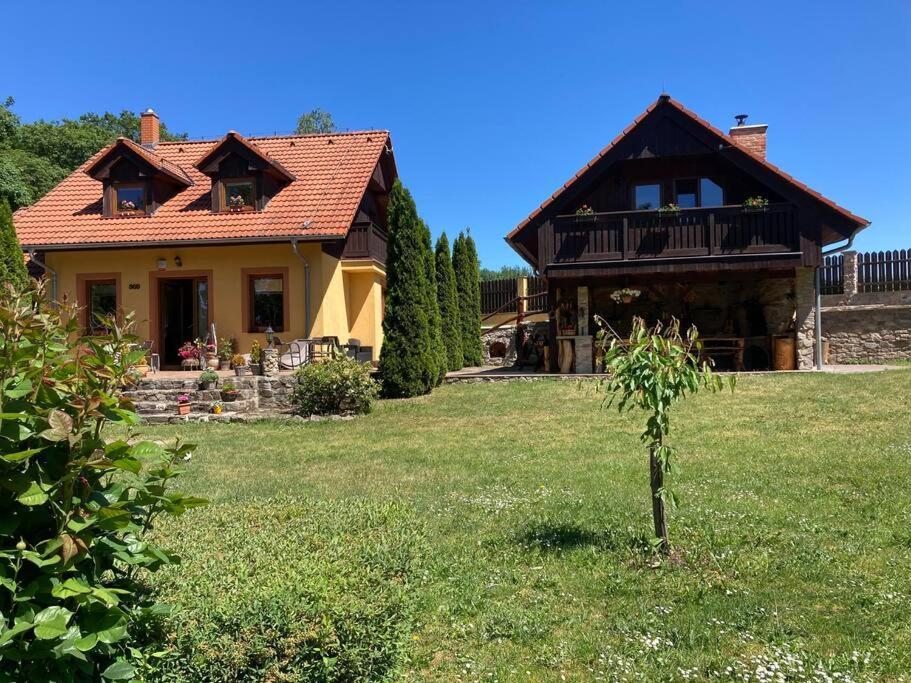 Вилла Stylovy Dum Chlumec Chlumec  Экстерьер фото